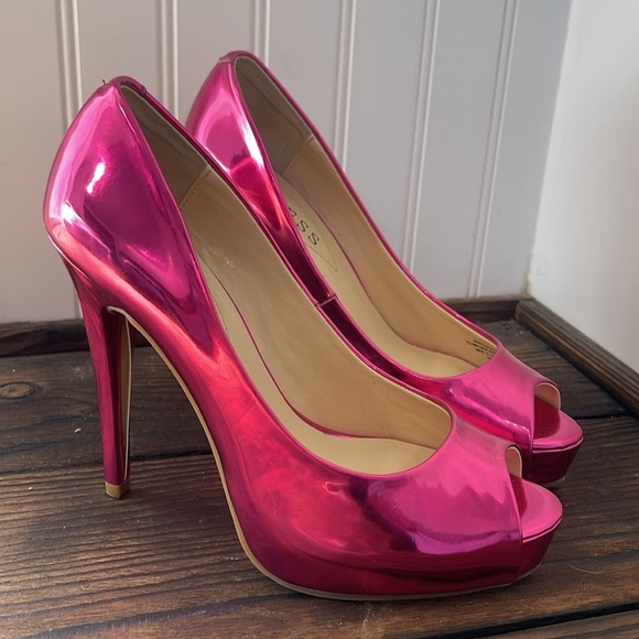 Guess Hot Pink Mettalic Peep-Toe Pumps - Picture 3 of 8